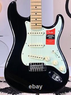 Fender American Professional Stratocaster avec touche en érable 2017