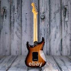 Fender American Ultra Luxe Stratocaster, Maple Fingerboard, 2 Couleurs Sunburst