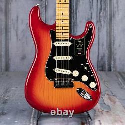 Fender American Ultra Luxe Stratocaster, Maple Fingerboard, Plasma Red Burst