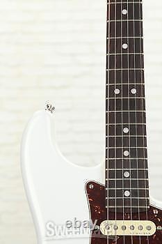 Fender American Ultra Stratocaster Arctic Pearl avec touche en palissandre