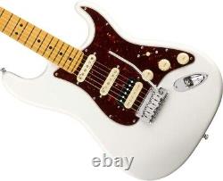 Fender American Ultra Stratocaster HSS Arctic Pearl avec touche en érable