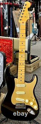 Fender American Ultra Stratocaster, Maple Fretboard, Texas Tea Finish Demo