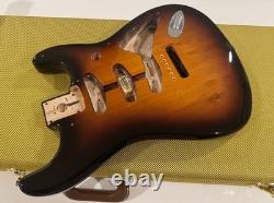 Fender Classic 50s Stratocaster 2017 2 Tons Sunburst Corps en Aulne 3 lbs 11 oz