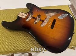 Fender Classic 50s Stratocaster 2017 2 Tons Sunburst Corps en Aulne 3 lbs 11 oz