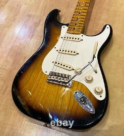 Fender Custom Shop 1955 Journeyman Relic Stratocaster Guitare Électrique Sunburst