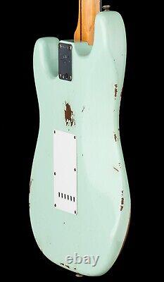 Fender Custom Shop 1958 Stratocaster Relic Super Faded Aged Surf Green #77293
<br/>

  <br/>		 Atelier de personnalisation Fender 1958 Stratocaster Relic Super Faded Aged Surf Green #77293