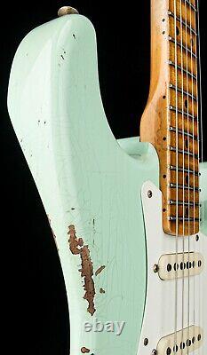 Fender Custom Shop 1958 Stratocaster Relic Super Faded Aged Surf Green #77293
  <br/> 
 <br/>
Atelier de personnalisation Fender 1958 Stratocaster Relic Super Faded Aged Surf Green #77293