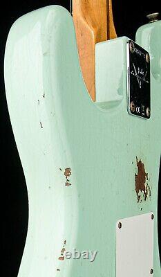 Fender Custom Shop 1958 Stratocaster Relic Super Faded Aged Surf Green #77293<br/>			<br/>
Atelier de personnalisation Fender 1958 Stratocaster Relic Super Faded Aged Surf Green #77293