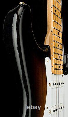 Fender Custom Shop LTD 1954 Hardtail Stratocaster DLX Closet Classic #0376 - Atelier de personnalisation Fender LTD 1954 Hardtail Stratocaster DLX Closet Classic #0376