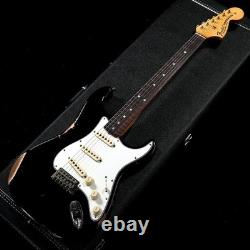Fender Custom Shop Stratocaster Pro 2025 Relic Noir Commande spéciale