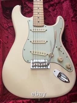 Fender Deluxe Roadhouse Stratocaster SSS Manche en érable Blanc olympique MINT