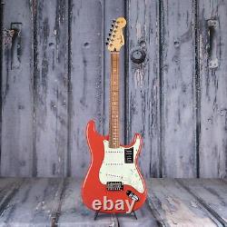 Fender Édition Limitée Player Stratocaster, Rouge Fiesta