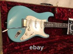 Fender Eric Johnson Stratocaster Relic Rosewood Fingerboard Tropical Turquoise