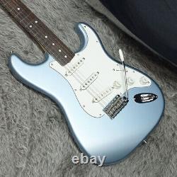 Fender FSR Fabriqué au Japon Stratocaster Traditionnel de la fin des années 60 RW Métallique Bleu Glace