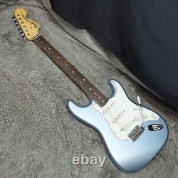 Fender FSR Fabriqué au Japon Stratocaster Traditionnel de la fin des années 60 RW Métallique Bleu Glace