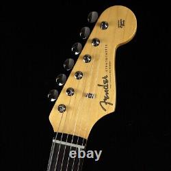 Fender Fabriquée au Japon Stratocaster Traditionnelle des années 60 Fiesta Rouge Guitare Électrique