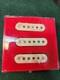 Fender Gen 4 Noiseless Stratocaster Pickup Set - Neuf - Unused - Blanc Vintage