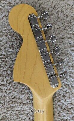 Fender Japanese Vintage Reissue Modified 60s Stratocaster avec sac, blanc olympique