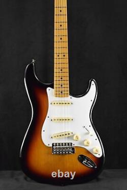 Fender Jimi Hendrix Stratocaster 3-Color Sunburst Maple Fingerboard -> Fender Jimi Hendrix Stratocaster Sunburst 3 couleurs avec touche en érable.