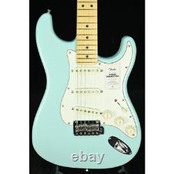 Fender Junior Collection Stratocaster Fabriqué Au Japon Satin Daphne Bleu Nouveau