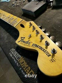Fender LIC Relic Strat Cou Vieilli Nitro 69 70 Érable Stratocaster M. G’s Customs
