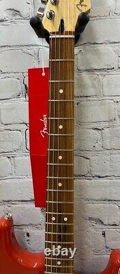 Fender Limited Edition Joueur Stratocaster Guitare Électrique, Fiesta Red Démo