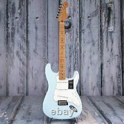 Fender Limited Edition Player Stratocaster, Sonic Blue
