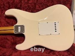 Fender MIJ Japan JV Stratocaster modifiée des années 60 avec touche en érable blanc olympique