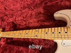 Fender MIJ Japan JV Stratocaster modifiée des années 60 avec touche en érable blanc olympique