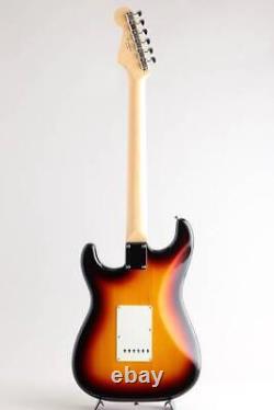 Fender Made In Japan Traditional 60s Stratocaster 3 Couleurs Sunburst Soft Case Nouveau
