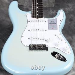Fender Made in Japan Collection Traditionnelle 2025 Stratocaster des années 60 Stardust Blue