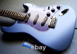 Fender Made in Japan Hybrid II Collection 2026 Stratocaster Matte Aero Blue Neuve
