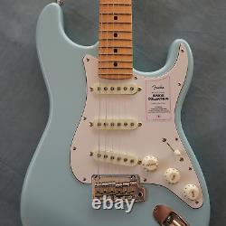 Fender Made in Japan Junior Collection Stratocaster érable Satin Daphne Blue