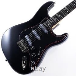 Fender Made in Japan Limited Hybrid II Stratocaster Noir