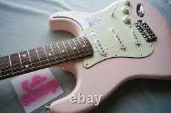 Fender Made in Japan Traditionnelle Stratocaster des années 60 Shell Pink modèle 2025 Neuf