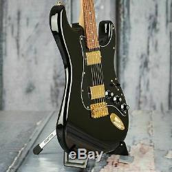 Fender Manche Acajou Exclusif Blacktop Stratocaster, Noir Avec De L'or Hardwar
