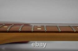 Fender Noventa Stratocaster Crimson Red 2021 avec sac