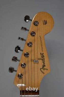 Fender Noventa Stratocaster Crimson Red 2021 avec sac