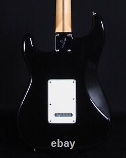 Fender Player II Stratocaster HSS, Touche en érable, Noir