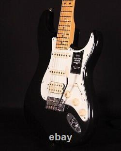 Fender Player II Stratocaster HSS, touche en érable, noir