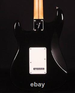 Fender Player II Stratocaster HSS, touche en érable, noir