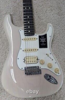 Fender Player II Stratocaster HSS, touche en palissandre, White Blonde MIM