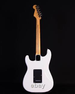 Fender Player II Stratocaster HSS, touche en palissandre, blanc polaire