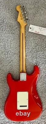Fender Player II Stratocaster HSS, touche en palissandre, rouge corail MIM