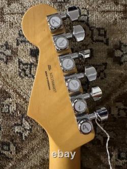 Fender Player II Stratocaster Modifiée avec Housse Deluxe et Réglage Professionnel Gratuit
