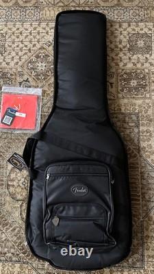 Fender Player II Stratocaster Modifiée avec Housse Deluxe et Réglage Professionnel Gratuit