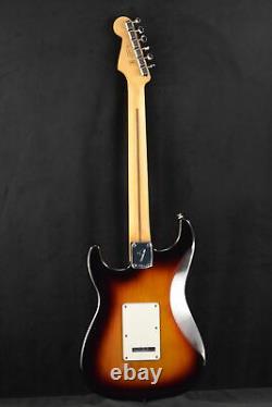 Fender Player II Stratocaster Sunburst 3 Couleurs Touche en Palissandre