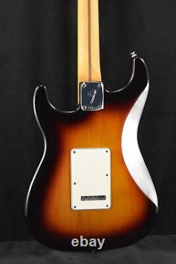 Fender Player II Stratocaster Sunburst 3 Couleurs Touche en Palissandre