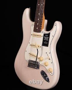 Fender Player II Stratocaster, Touche en Palissandre, Frêne Cavité, Blanc Blond