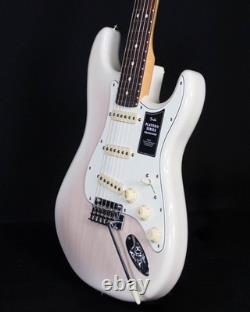 Fender Player II Stratocaster, Touche en Palissandre, Frêne Évidé, Blond Blanc